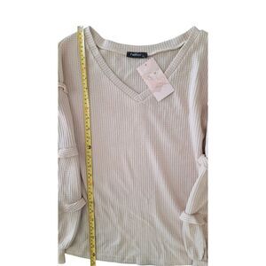 Boutique ruffle long sleeve blouse. Size S